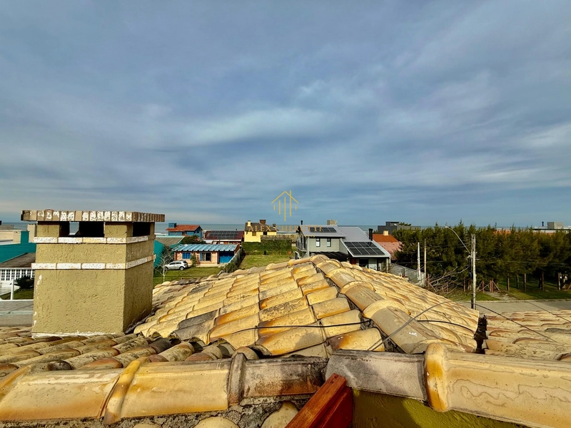 Sobrado na Praia de Rainha do Mar, 7 dormitórios e piscina: 31ª foto da galeria de imagens do imóvel