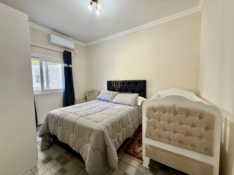 Sobrado na Praia de Rainha do Mar, 7 dormitórios e piscina: 38ª foto da galeria de imagens do imóvel