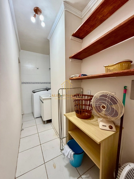 Sobrado na Praia de Rainha do Mar, 7 dormitórios e piscina: 42ª foto da galeria de imagens do imóvel