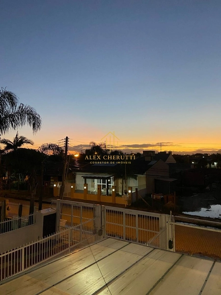 Lindo sobrado geminado no centro de Xangri-lá: 43ª foto da galeria de imagens do imóvel