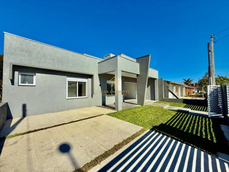 Casa na praia de Atlântida Sul, 3 dormitórios: 4ª foto da galeria de imagens do imóvel