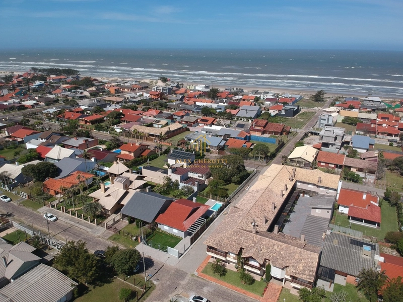 Linda casa em Rainha do Mar, 3 dormitórios: 5ª foto da galeria de imagens do imóvel
