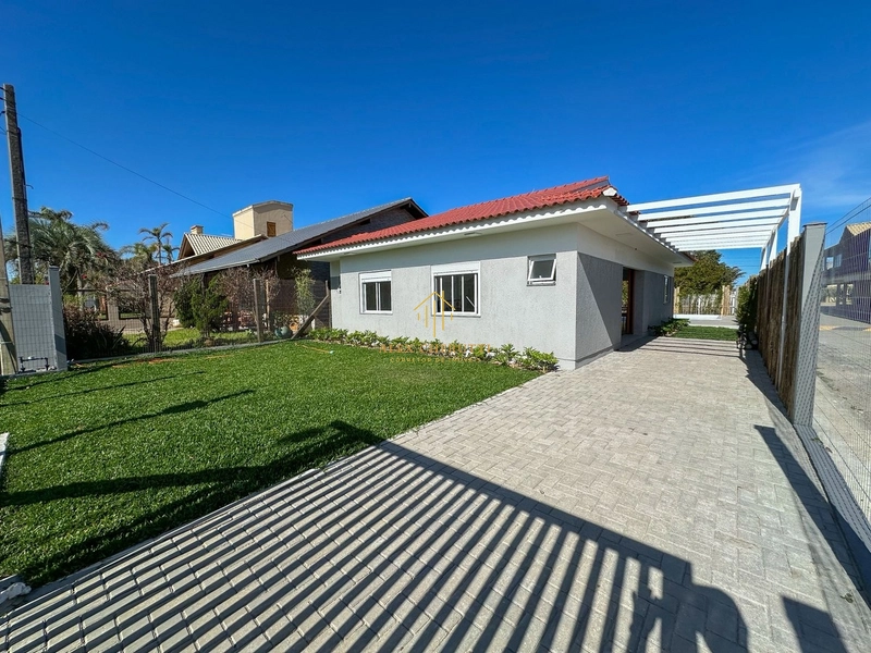 Linda casa em Rainha do Mar, 3 dormitórios