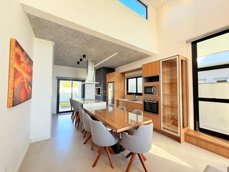 Linda casa na praia de Atlântida Sul, 3 dormitórios: 6ª foto da galeria de imagens do imóvel