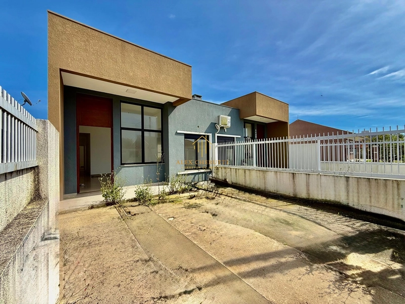 Casa geminada à venda em Atlântida Sul: 3ª foto da galeria de imagens do imóvel