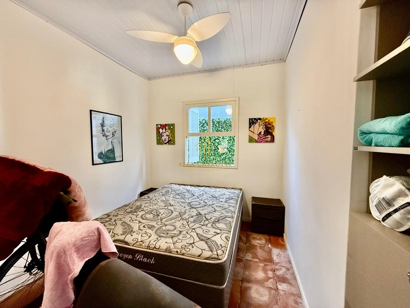 Casa com piscia na praia de Arpoador: 17ª foto da galeria de imagens do imóvel
