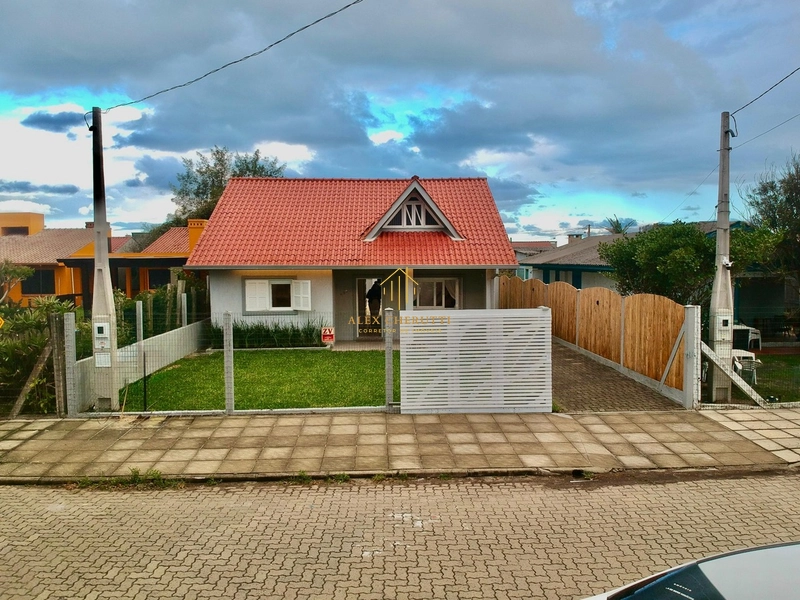 Excelente casa na praia de Rainha do Mar, 4 dormitórios: 1ª foto da galeria de imagens do imóvel