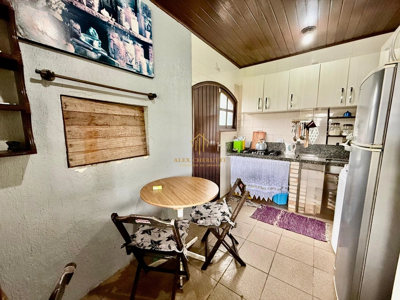 Casa na praia de Atlântida Sul, 2 dormitórios: 9ª foto da galeria de imagens do imóvel