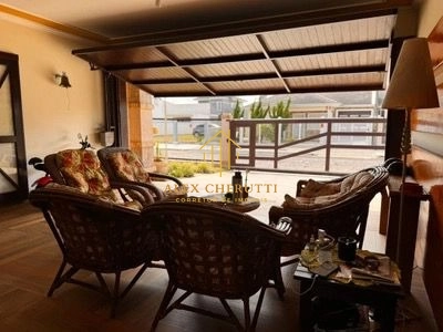 Casa com 2 terrenos em Atlântida Sul: 4ª foto da galeria de imagens do imóvel
