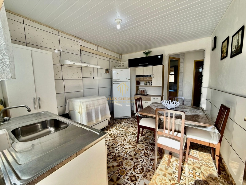 Casa na praia de Atlântida Sul, 3 dormitórios: 8ª foto da galeria de imagens do imóvel