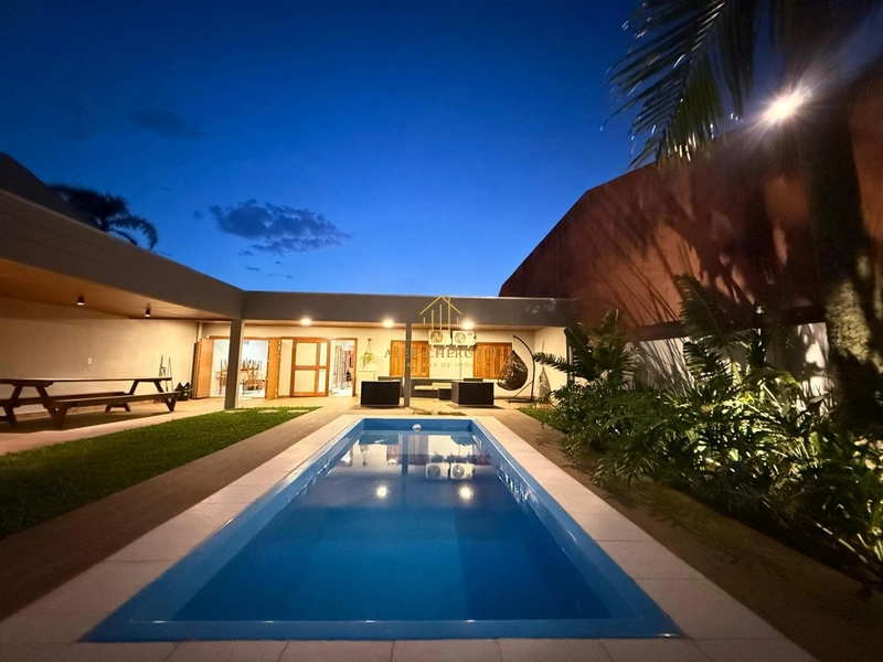 Linda casa bem localizada no centro de Xangri-lá: 31ª foto da galeria de imagens do imóvel