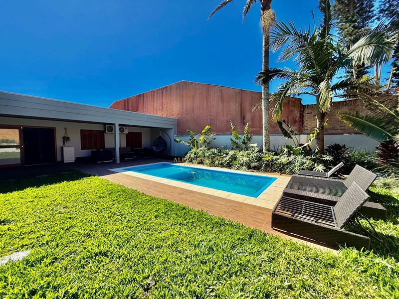 Linda casa bem localizada no centro de Xangri-lá: 24ª foto da galeria de imagens do imóvel