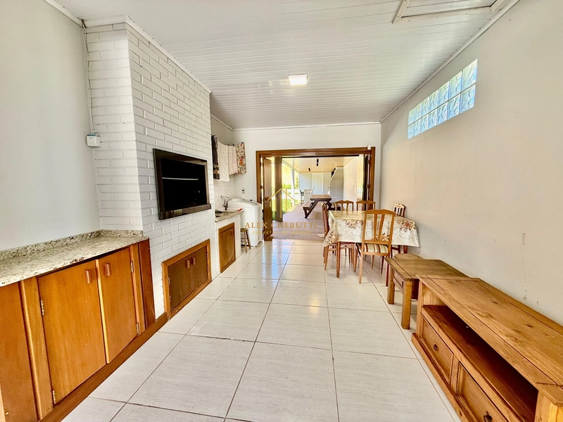 Linda casa bem localizada no centro de Xangri-lá: 17ª foto da galeria de imagens do imóvel