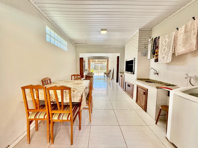Linda casa bem localizada no centro de Xangri-lá: 18ª foto da galeria de imagens do imóvel