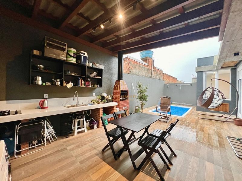 Linda casa na praia de Rainha do Mar, 2 dormitórios: 2ª foto da galeria de imagens do imóvel