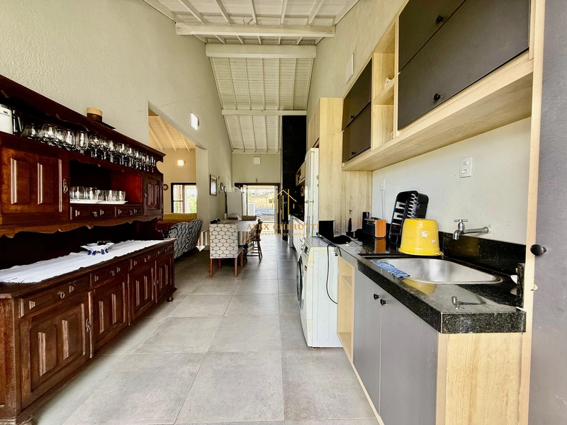 Casa na Praia de Mariápolis, 5 dormitórios: 13ª foto da galeria de imagens do imóvel