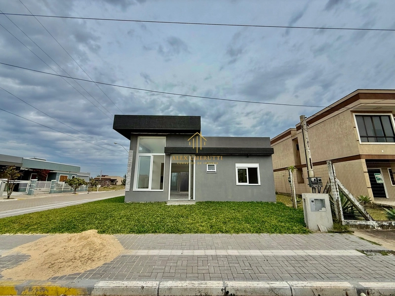Casa nova na praia de Atlântida Sul, 2 dormitórios: 5ª foto da galeria de imagens do imóvel