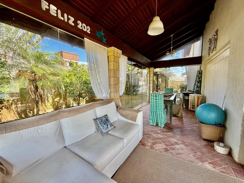 Casa lindíssima no centro de Xangri-lá, 4 dormitórios: 37ª foto da galeria de imagens do imóvel