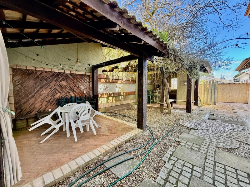 Casa lindíssima no centro de Xangri-lá, 4 dormitórios: 39ª foto da galeria de imagens do imóvel