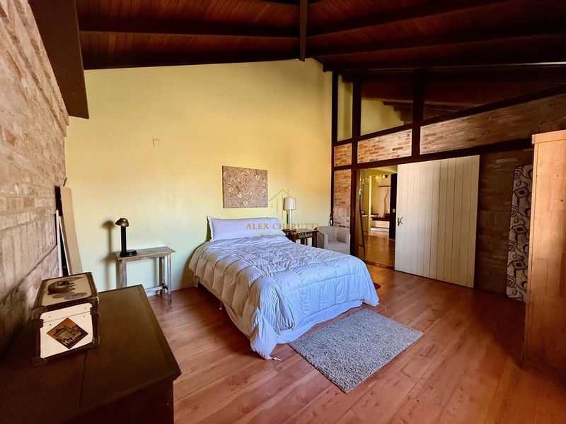 Casa lindíssima no centro de Xangri-lá, 4 dormitórios: 28ª foto da galeria de imagens do imóvel