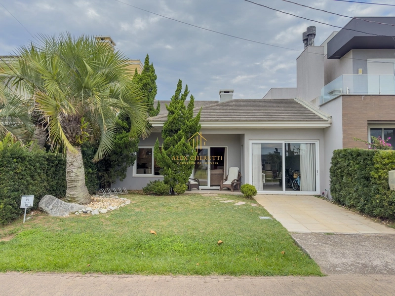 Casa à venda no Condomínio Las Palmas, 3 dormitórios