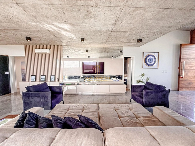 Casa no Condomínio Riviera, 3 suítes: 4ª foto da galeria de imagens do imóvel