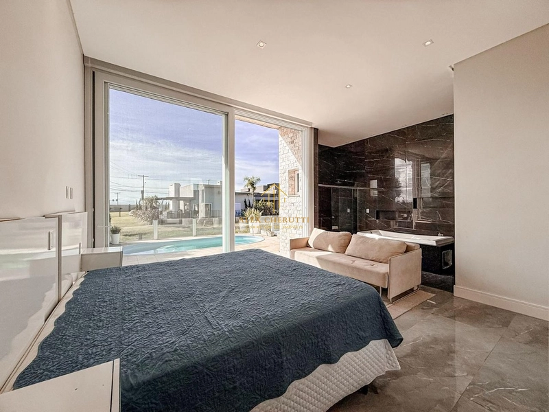 Casa no Condomínio Riviera, 3 suítes: 15ª foto da galeria de imagens do imóvel