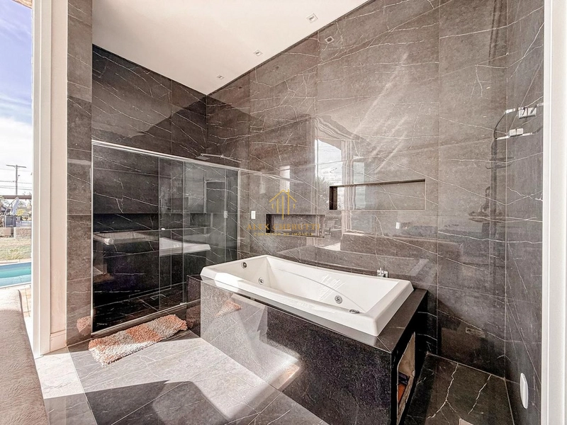 Casa no Condomínio Riviera, 3 suítes: 16ª foto da galeria de imagens do imóvel