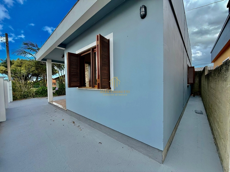 Casa à venda na praia de Rainha do Mar ,3 dormitórios: 2ª foto da galeria de imagens do imóvel