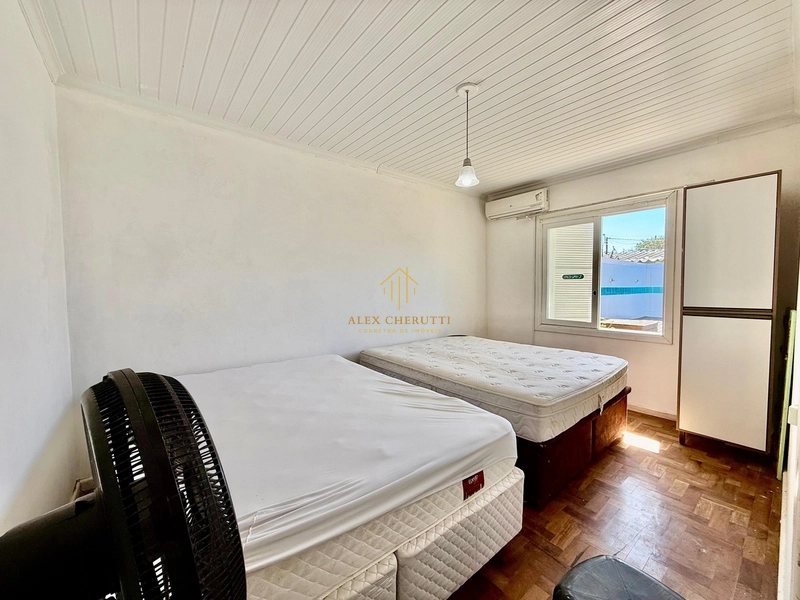 C ela casa na praia de Atlântida Sul, próximo ao mar: 15ª foto da galeria de imagens do imóvel