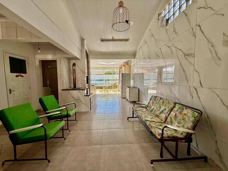 C ela casa na praia de Atlântida Sul, próximo ao mar: 11ª foto da galeria de imagens do imóvel