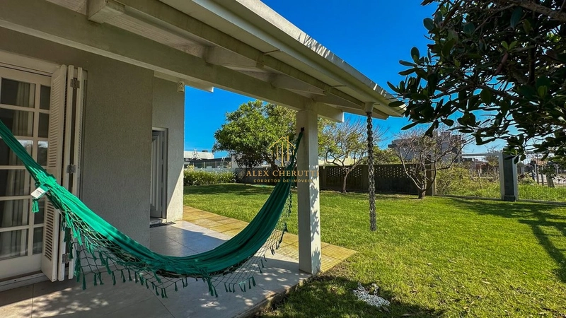 Belo sobrado na praia de Rainha do Mar, 6 dormitórios: 10ª foto da galeria de imagens do imóvel