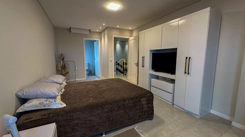 Belo sobrado na praia de Rainha do Mar, 6 dormitórios: 44ª foto da galeria de imagens do imóvel