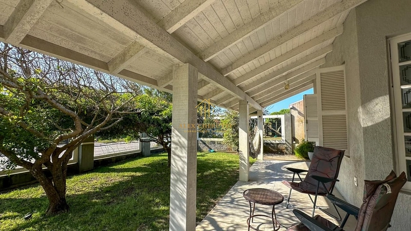 Belo sobrado na praia de Rainha do Mar, 6 dormitórios: 11ª foto da galeria de imagens do imóvel