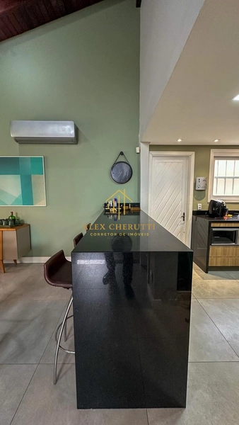 Belo sobrado na praia de Rainha do Mar, 6 dormitórios: 35ª foto da galeria de imagens do imóvel