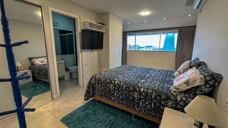 Belo sobrado na praia de Rainha do Mar, 6 dormitórios: 40ª foto da galeria de imagens do imóvel