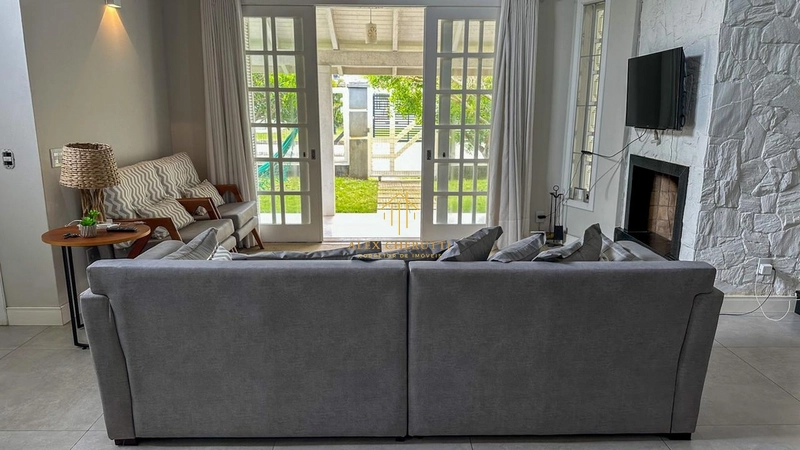 Belo sobrado na praia de Rainha do Mar, 6 dormitórios: 22ª foto da galeria de imagens do imóvel