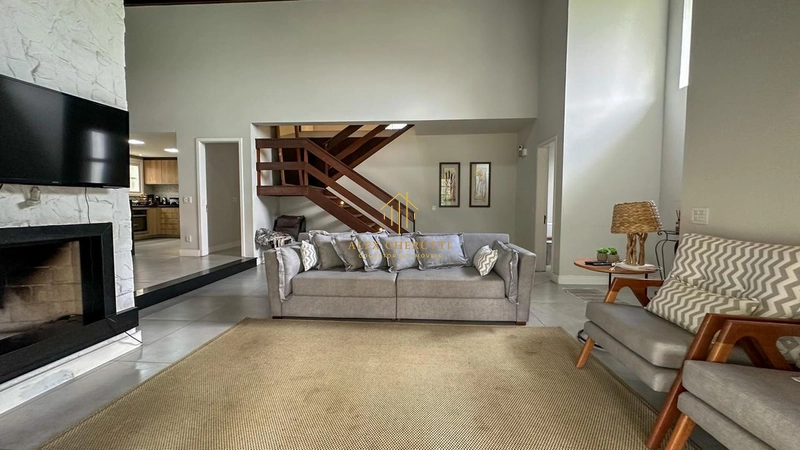 Belo sobrado na praia de Rainha do Mar, 6 dormitórios: 17ª foto da galeria de imagens do imóvel