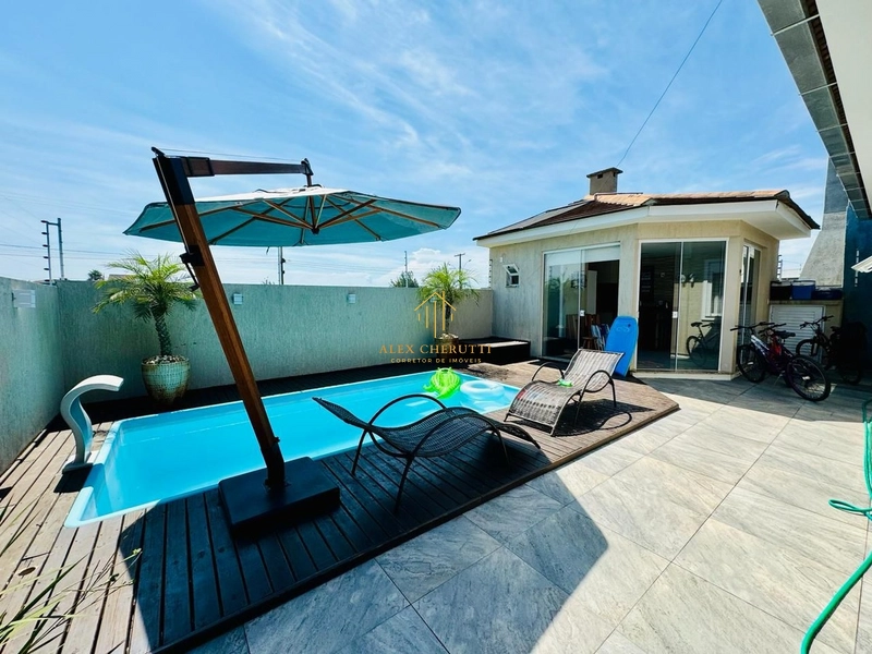 Bela casa na praia de Atlântida Sul, 3 dormitórios: 16ª foto da galeria de imagens do imóvel