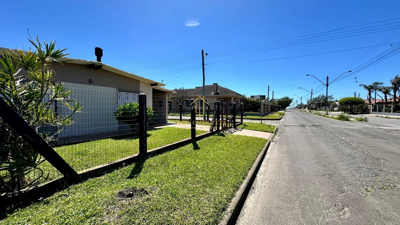 Oportunidade em Atlântida Sul, 2 dormitórios: 5ª foto da galeria de imagens do imóvel