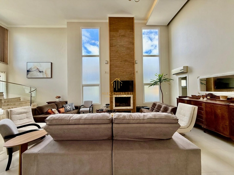 Linda casa finamente mobiliada e decorada, 5 dormitórios: 8ª foto da galeria de imagens do imóvel