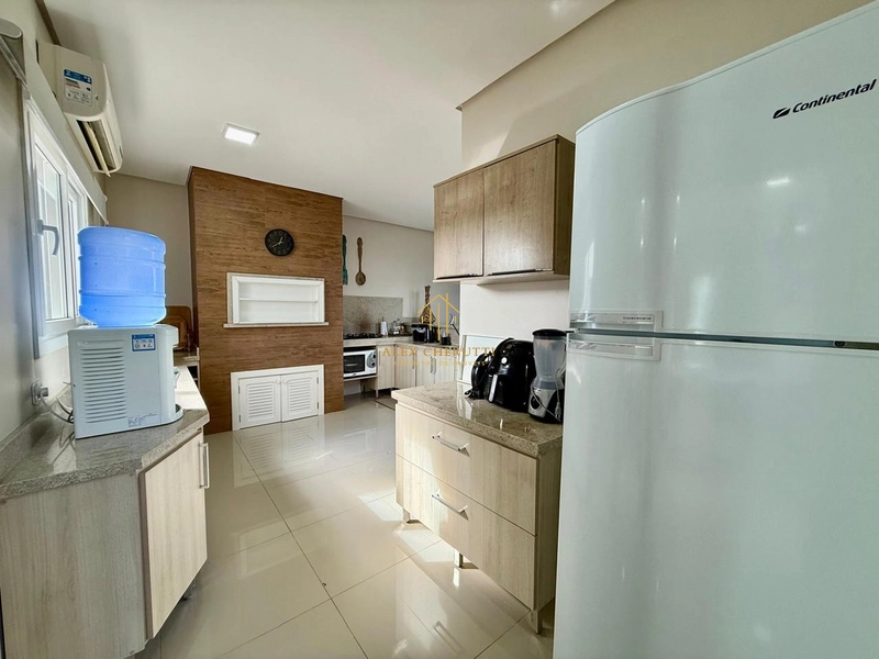 Linda casa finamente mobiliada e decorada, 5 dormitórios: 19ª foto da galeria de imagens do imóvel