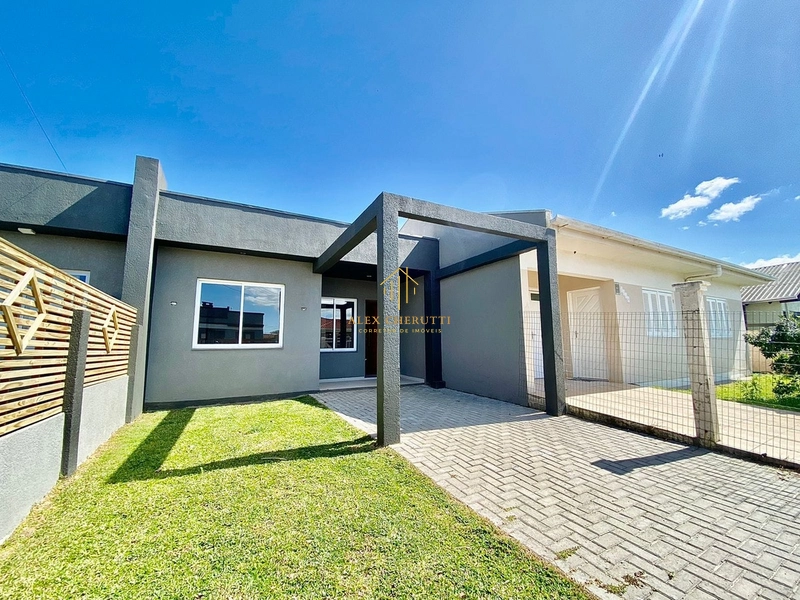 Casa geminada à venda em Rainha do Mar: 1ª foto da galeria de imagens do imóvel