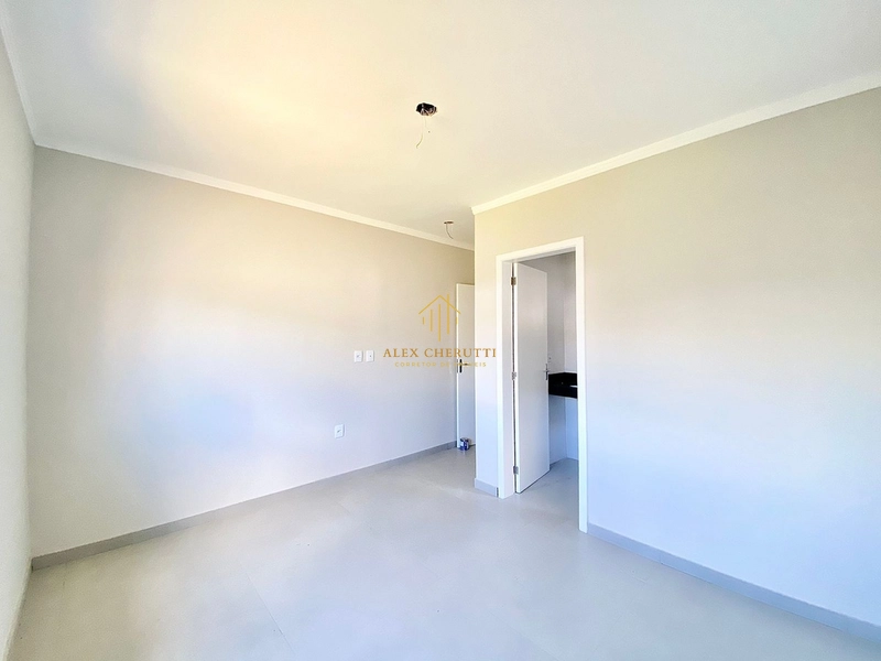 Casa geminada à venda em Rainha do Mar: 13ª foto da galeria de imagens do imóvel