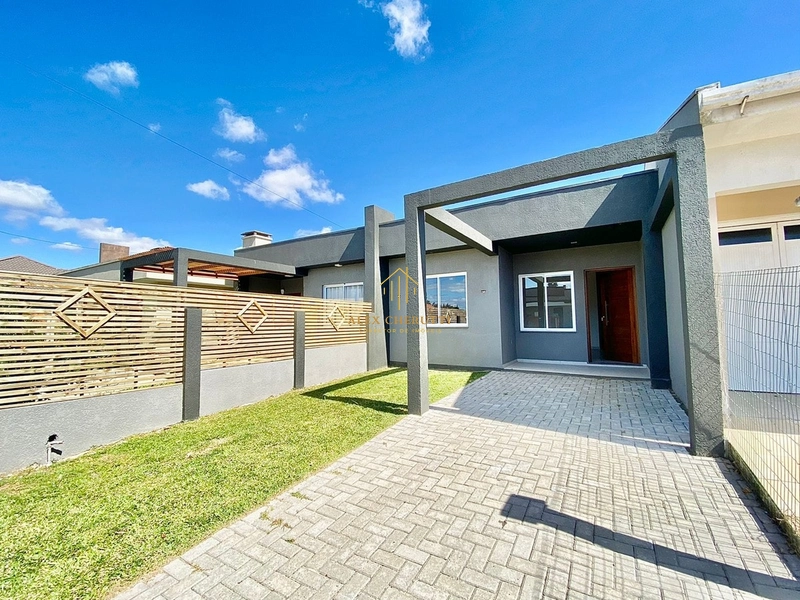 Casa geminada à venda em Rainha do Mar: 2ª foto da galeria de imagens do imóvel