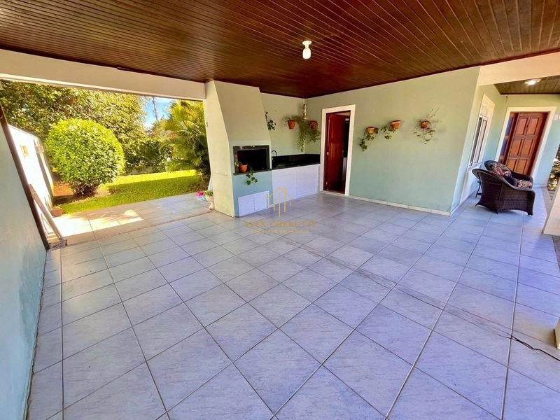 Casa à venda no centro de Xangri-lá, 3 dormitórios: 4ª foto da galeria de imagens do imóvel