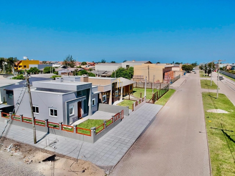 Bela casa à venda na praia de Maristela, 3 dormitórios: 5ª foto da galeria de imagens do imóvel