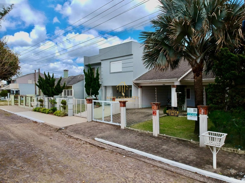 Bela casa na à venda na Praia de Atlântida Sul: 4ª foto da galeria de imagens do imóvel