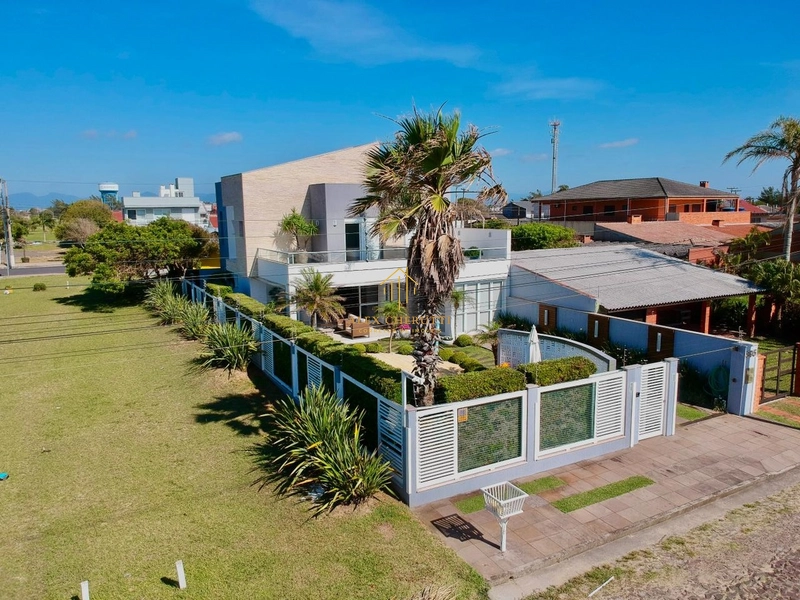 Casa finamente mobiliada e decorada na Praia de Rainha do Mar: 3ª foto da galeria de imagens do imóvel