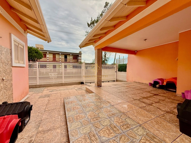 Casa À venda na praia de Atlântida Sul: 22ª foto da galeria de imagens do imóvel